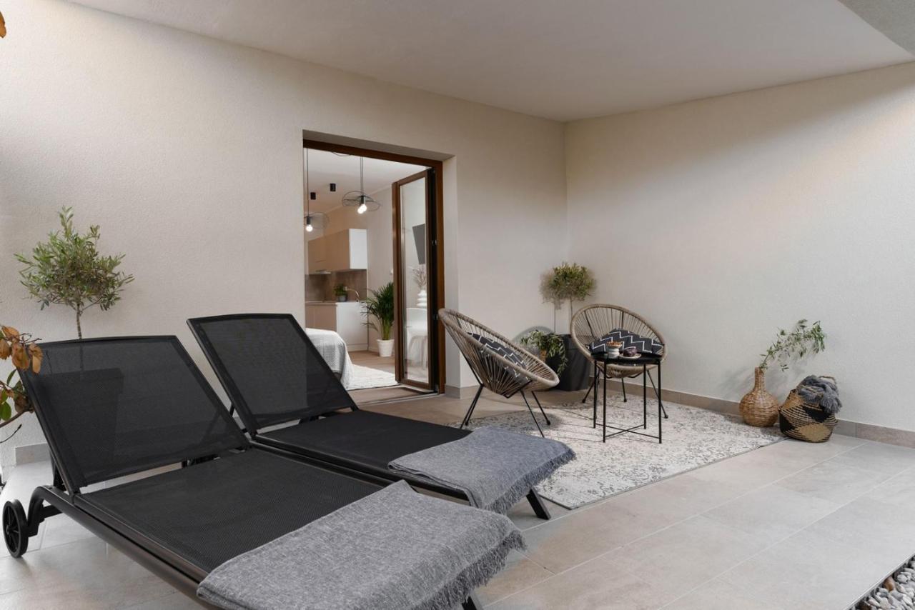 Apartments Alloro By Seeadria Agency Novigrad  Exterior photo